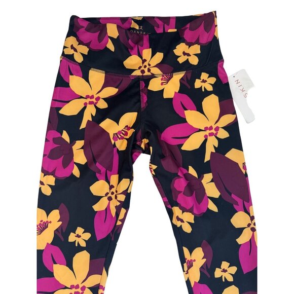 2/$15 NWT Danskin Medium Floral Leggings - Picture 5 of 11